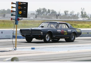 Illustration for article titled Vintage Drag Racing at Mid-America Motorplex